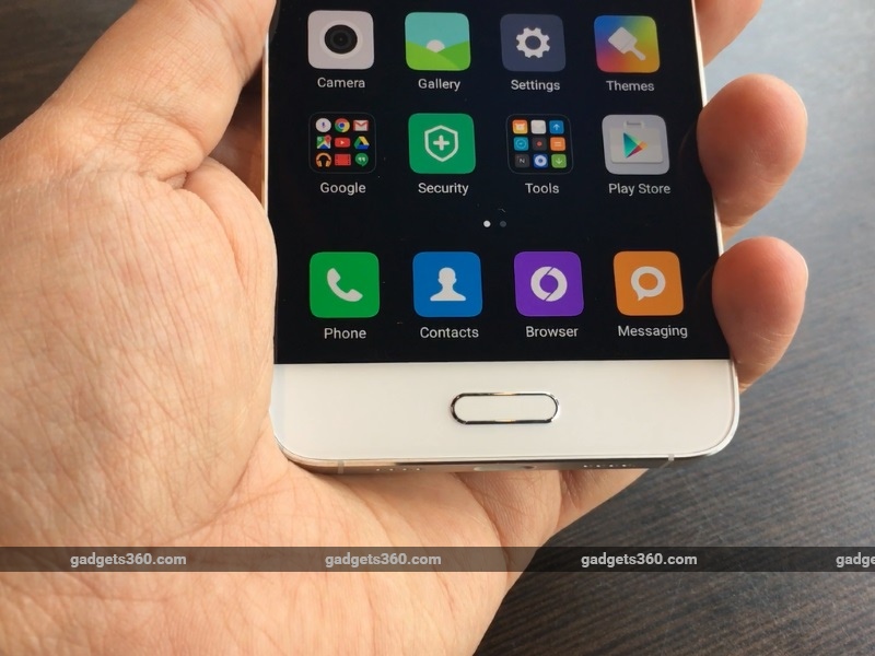 xiaomi_mi_5_gadgets_360_video_screenshot_home_button.jpg