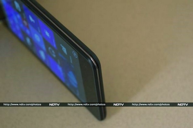 xolo_q900s_sideangle_ndtv.jpg