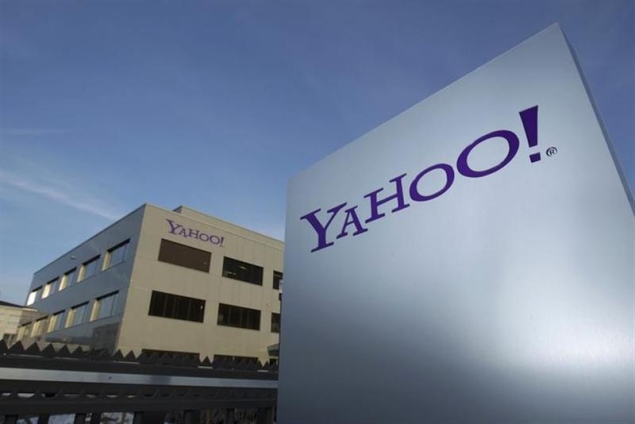 Third Point to sell most of Yahoo stake, Loeb to quit board