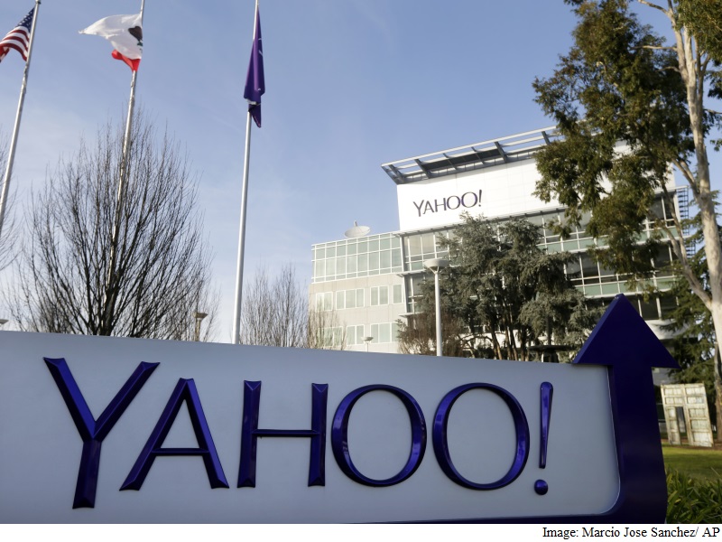 Daily Mail Parent in Talks With Private Equity for Yahoo Bid