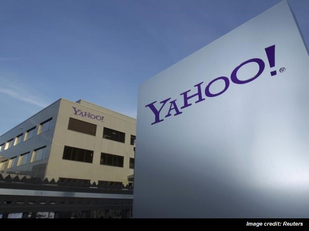 Slump in Advertising Sales Drags Revenue Down at Yahoo