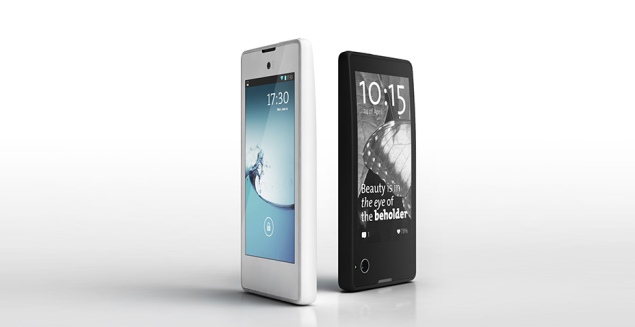 Russia's YotaPhone double-sided Android E-Ink smartphone starts shipping