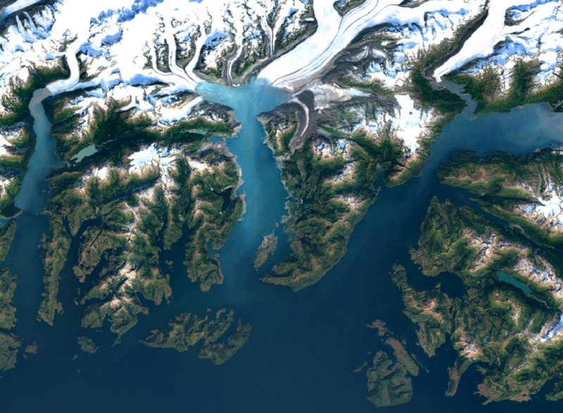 Google Earth, Maps Get Sharper Satellite Imagery