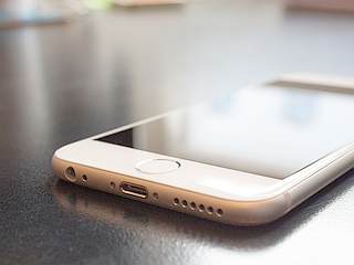 Apple's Click Wheel Touchscreen iPhone Prototype Revealed