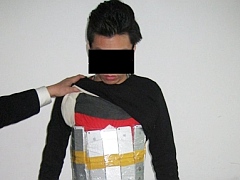 Internet Mocks 'iPhone Armour' Man Who Tried to Smuggle 94 iPhones