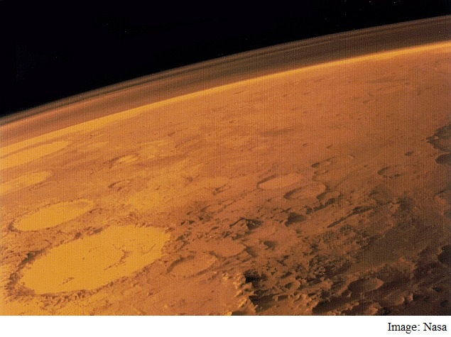 'Cloud' Over Mars Leaves Scientists Baffled