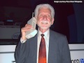 Mobile phones turn 40, pioneer Martin Cooper honoured with 2013 Marconi Prize
