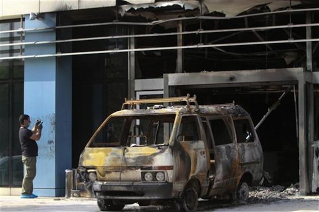 Gunmen ram van into Microsoft's Greece office