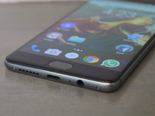 OnePlus 3 Getting OxygenOS 3.2.2 With Improvements; CyanogenMod 13 Build Released