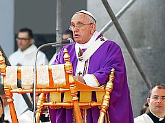 Pope Francis&#039; iPad to Be Auctioned for Charity