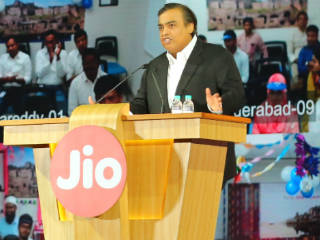 Reliance Jio Wins a Big Round, Offer of Free Voice Calls for Life Is Cleared