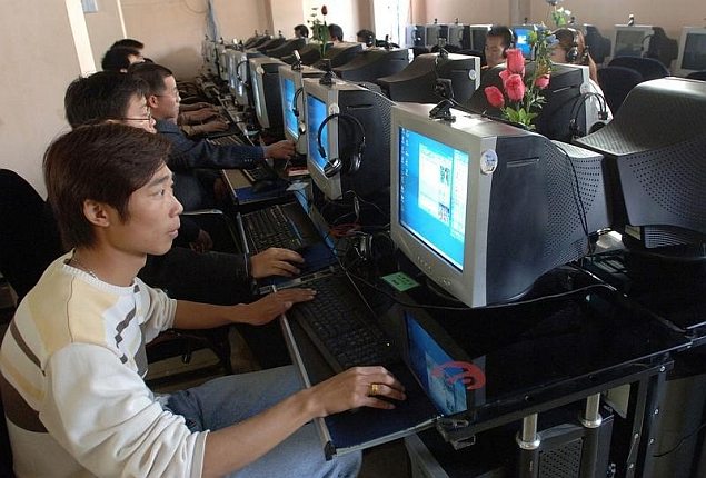 China strips Sina's online publication licence in web porn crackdown |  Technology News