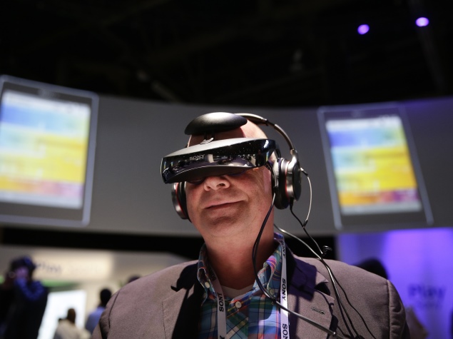 Sony HMZ-T3Q 'Wearable HDTV': First impressions