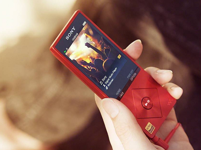 Sony Launches New Walkmans, H.ear Headphones, and More at IFA 2015