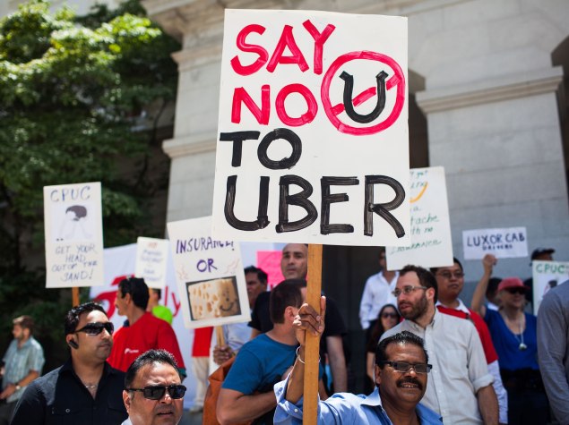 German City Hamburg Seeks to Ban Uber Ride Service