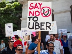 German City Hamburg Seeks to Ban Uber Ride Service