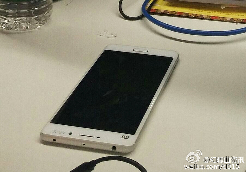Xiaomi Mi 5 Design Tipped in Leaked Live Image
