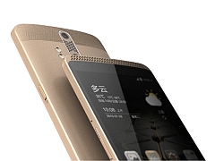ZTE Launches Axon Lux Smartphone and Axon Watch