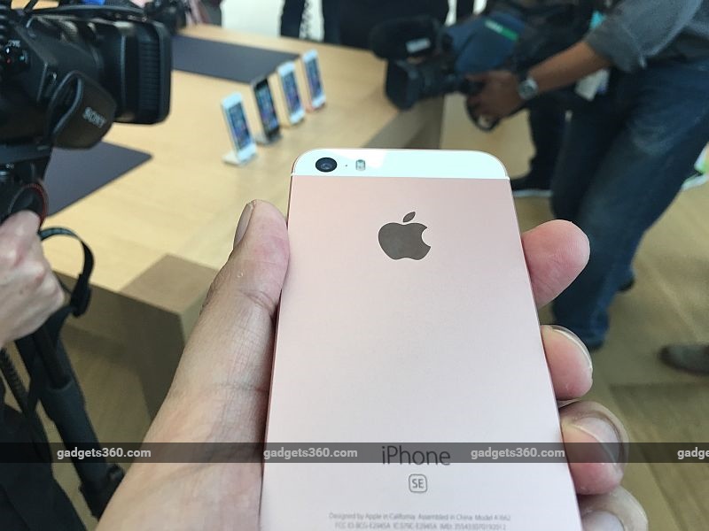Surprise! Apple iPhone SE Actually Rated to Give Better Battery Backup Than the iPhone 6s