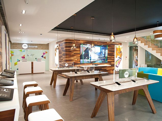 Motorola Launches First 'Moto Care' Service and Experience Centre in India