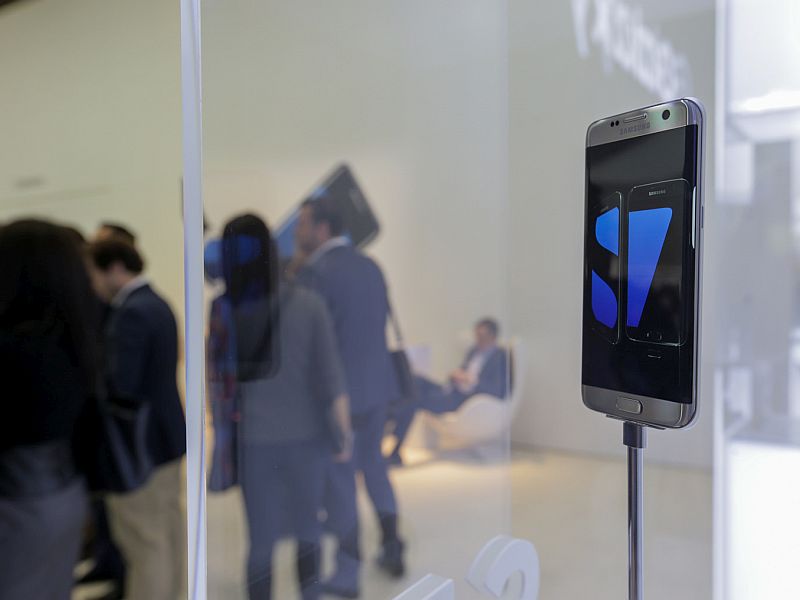 Samsung Galaxy S7 Costs Roughly $255 to Make: IHS Teardown