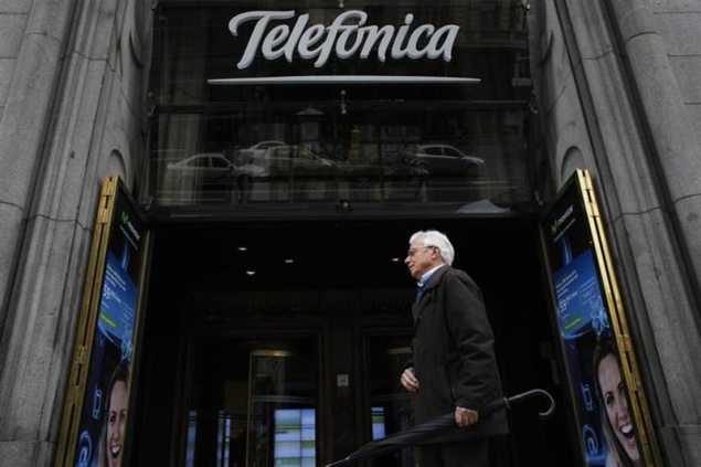 Telefonica in fibre optic deal with Vodafone, Orange in Spain