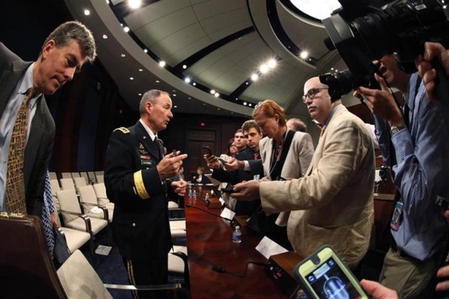 US privacy board says NSA phone program illegal, should end