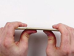 iPhone 6 Plus Bending: Other Smartphones Put Through the Bendgate Test With Mixed Results
